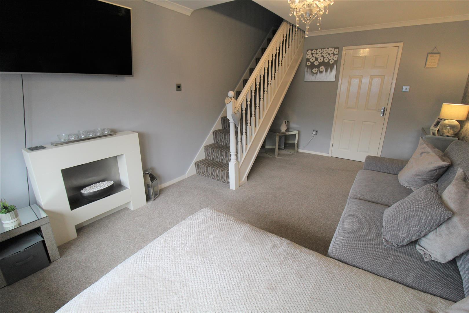 Kirkwall Grove, Milton, Stoke-On-Trent